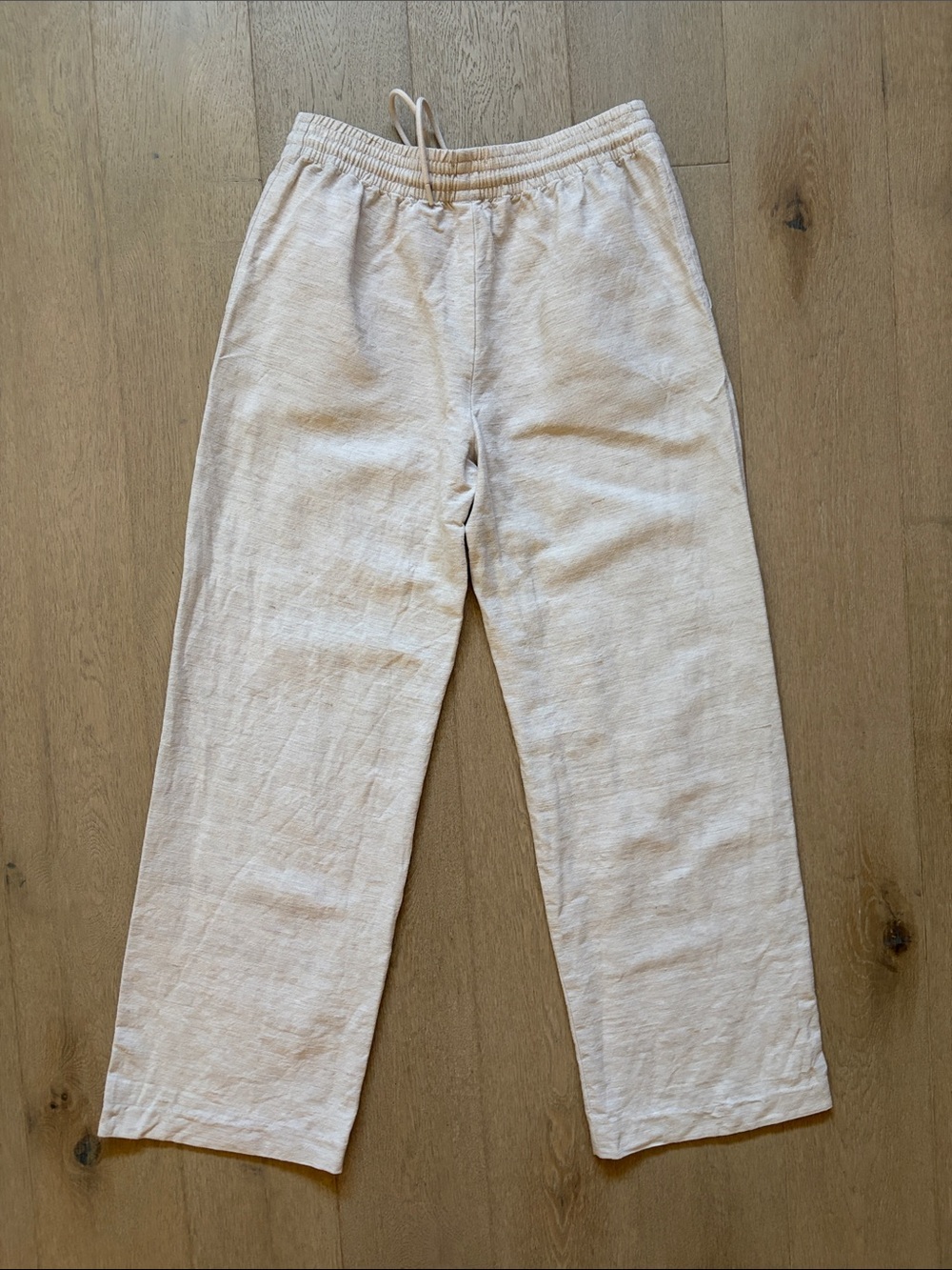 Aritzia Wide Leg Pants in Light Beige - Picture 12 of 16